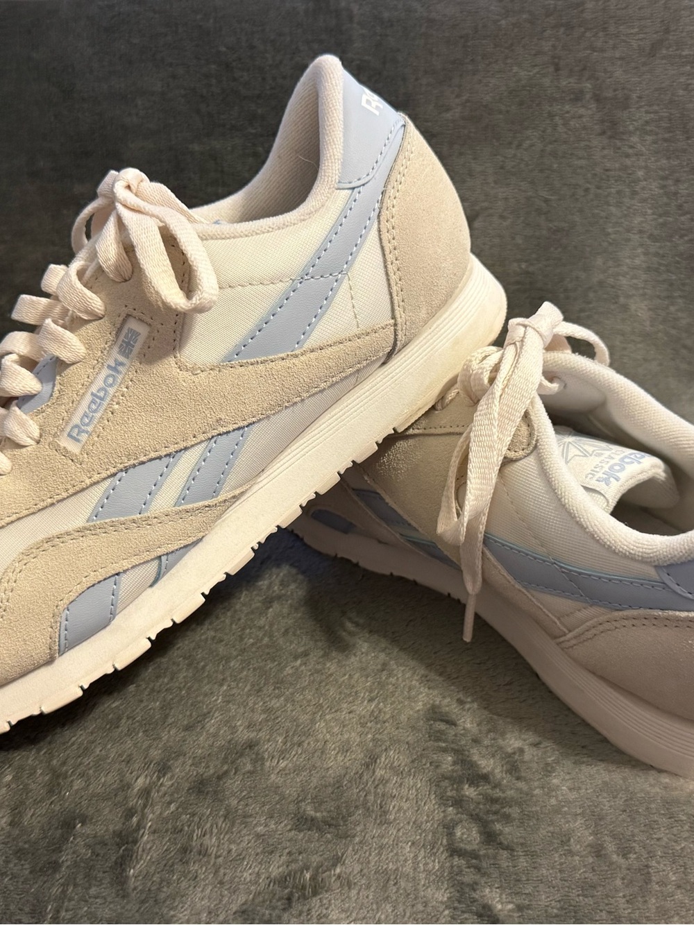 Reebok Classic Women's Beige and Light Blue Suede Sneakers